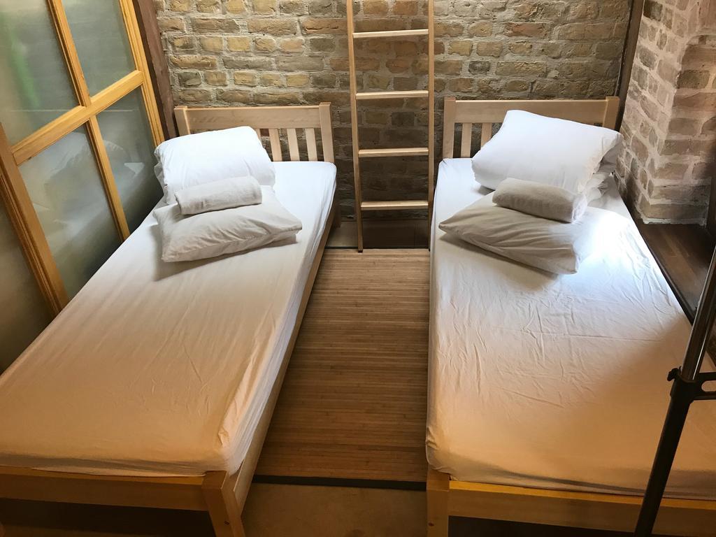 Amalienhof Guesthouse Рига Экстерьер фото