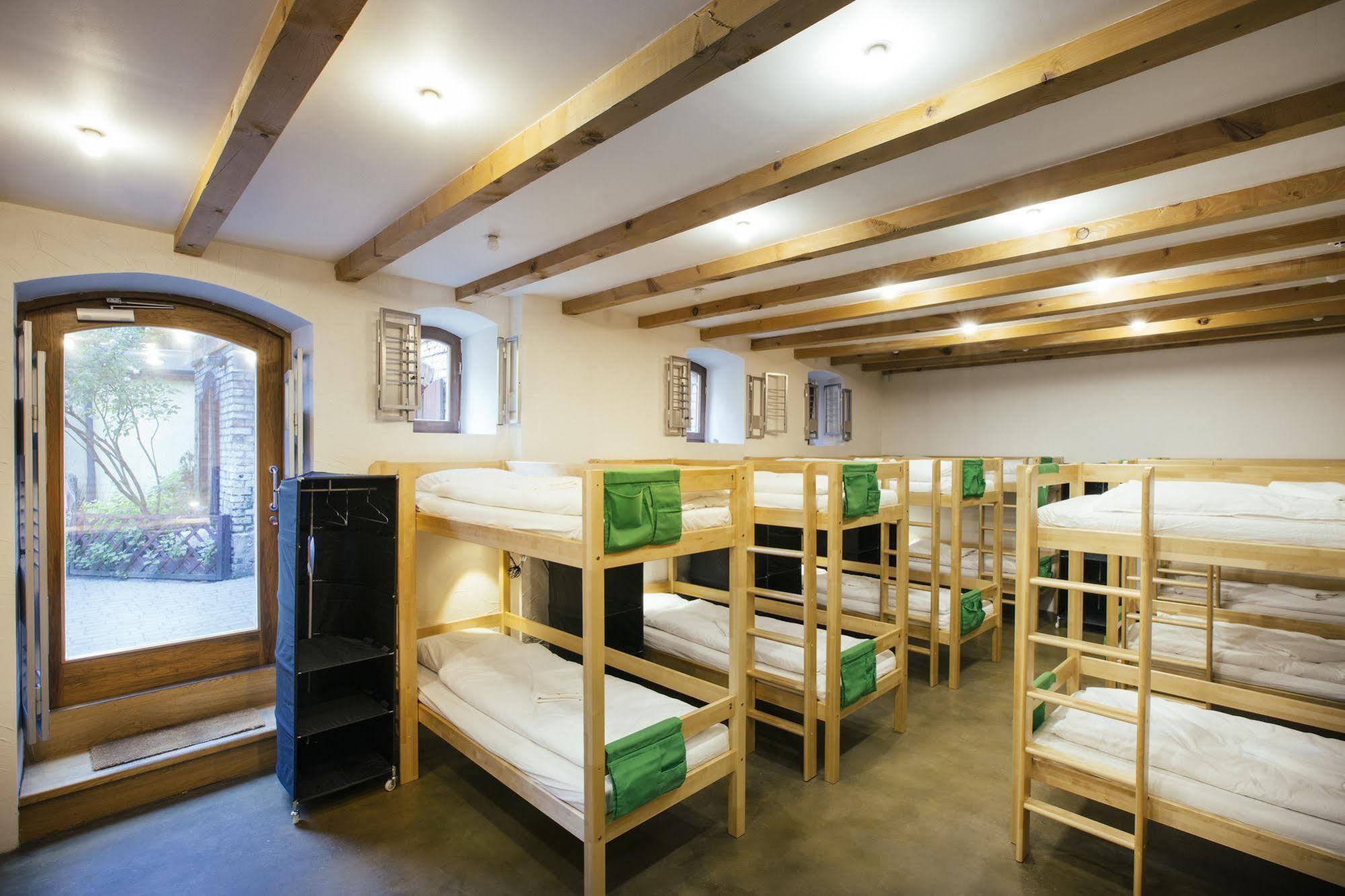 Amalienhof Guesthouse Рига Экстерьер фото
