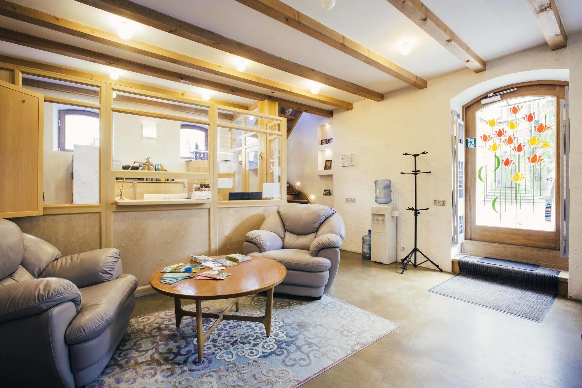 Amalienhof Guesthouse Рига Экстерьер фото