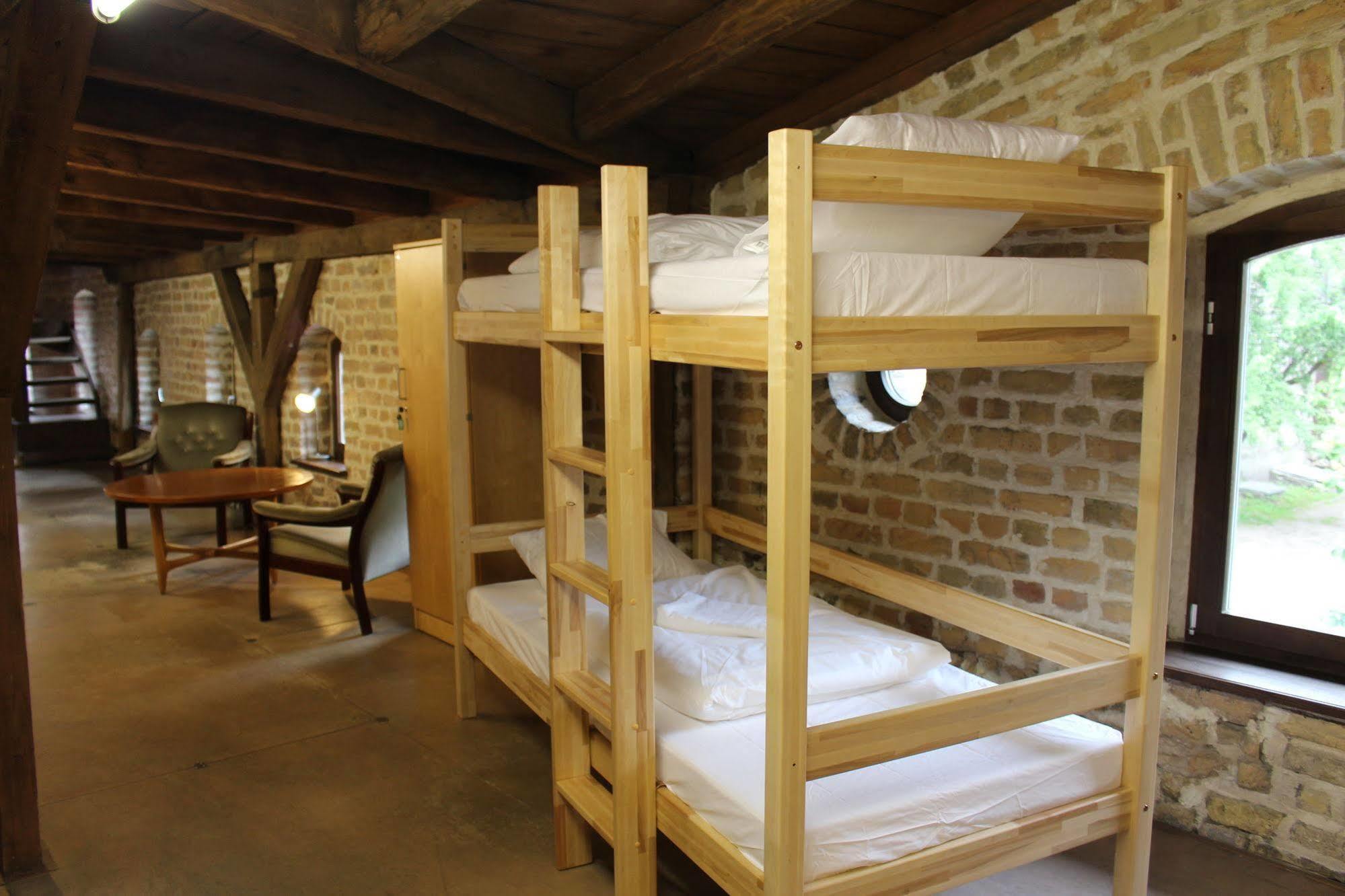 Amalienhof Guesthouse Рига Экстерьер фото