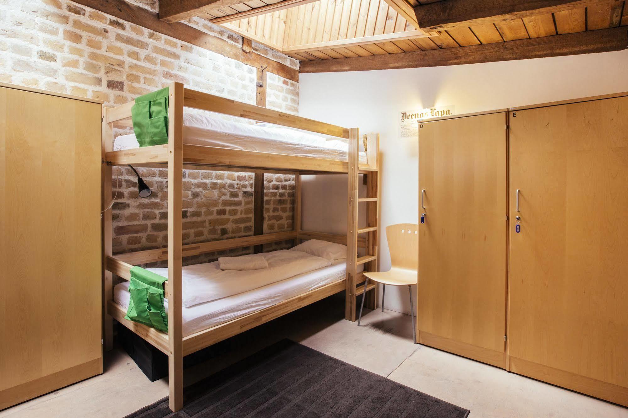 Amalienhof Guesthouse Рига Экстерьер фото